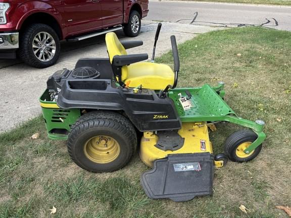 Image of John Deere Z540M equipment image 3