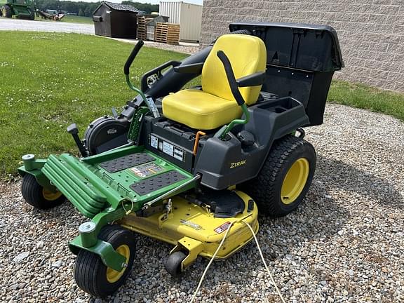 Image of John Deere Z540R equipment image 2