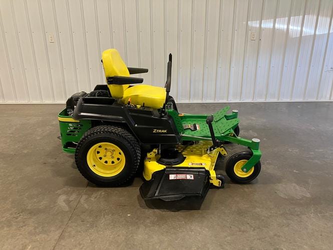2016 John Deere Z540R Equipment Image0