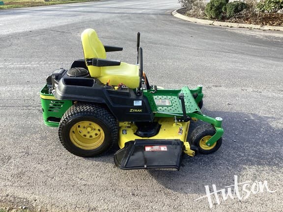 Image of John Deere Z540R equipment image 3