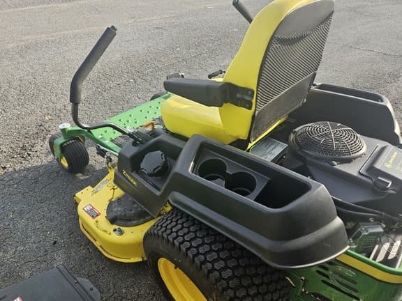 Image of John Deere Z540R equipment image 2