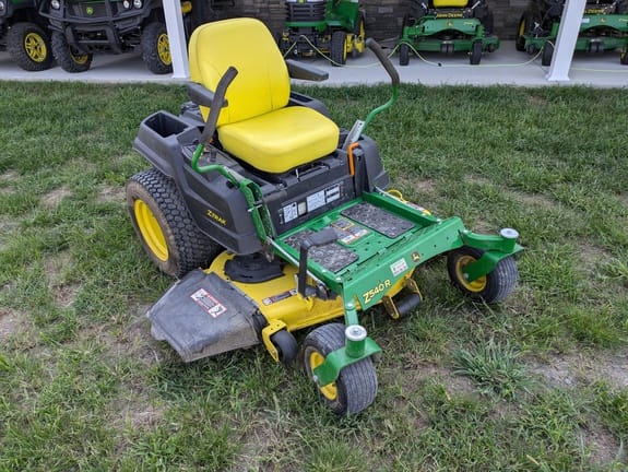 2016 John Deere Z540R Equipment Image0