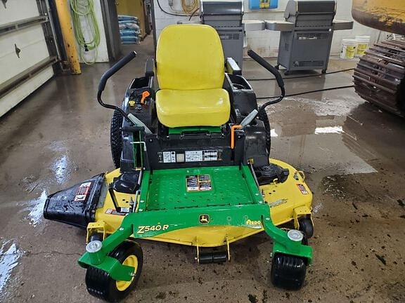 Image of John Deere Z540R equipment image 1