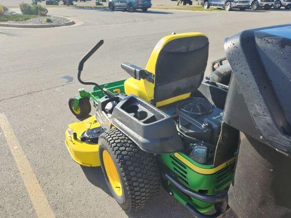 Image of John Deere Z540R equipment image 1