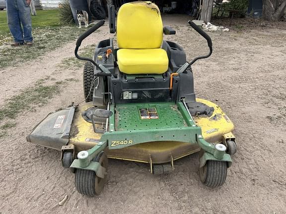 Image of John Deere Z540R equipment image 1