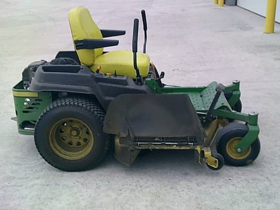 Image of John Deere Z540R equipment image 1