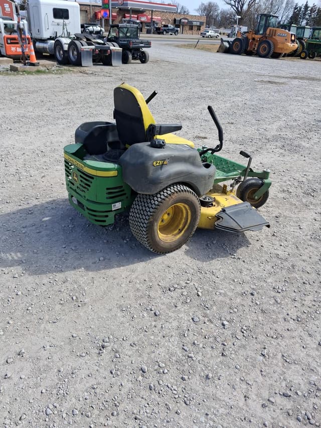 Image of John Deere Z655 equipment image 4