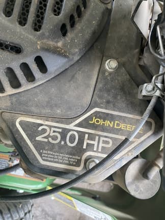 Image of John Deere Z915B equipment image 4