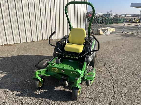 Image of John Deere Z915B equipment image 1