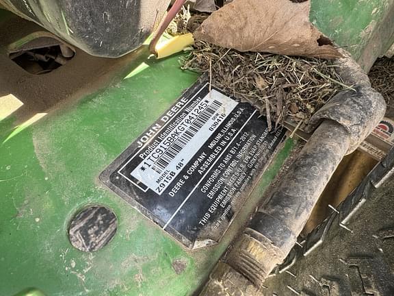 Image of John Deere Z915B equipment image 2