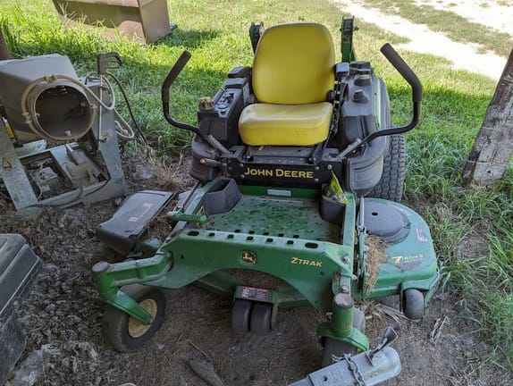 Main image John Deere Z915B