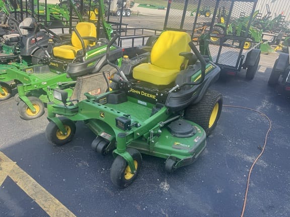 2016 John Deere Z915B Equipment Image0