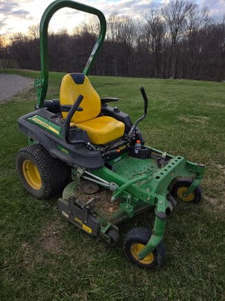 Image of John Deere Z915B Primary image