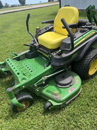 2016 John Deere Z915B Equipment Image0
