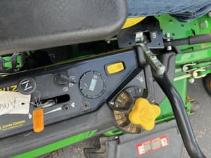 2016 John Deere Z915B Image