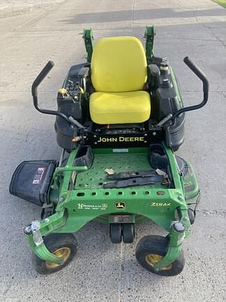 Image of John Deere Z915B equipment image 1