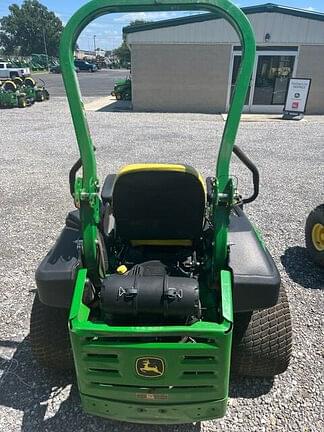 Image of John Deere Z915B equipment image 4