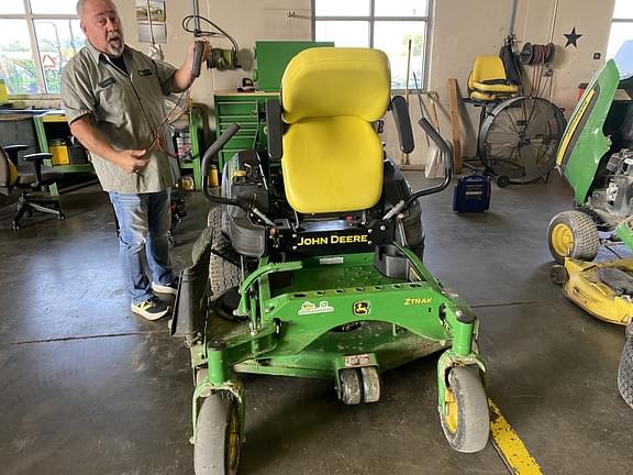 Image of John Deere Z915B equipment image 3
