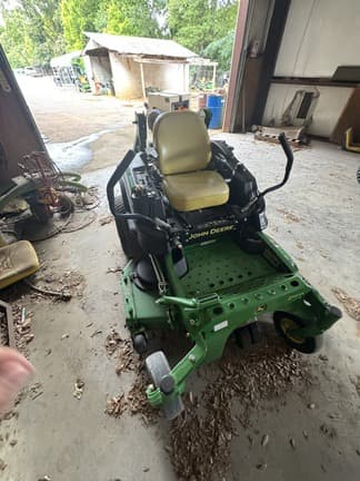 Image of John Deere Z915B equipment image 4