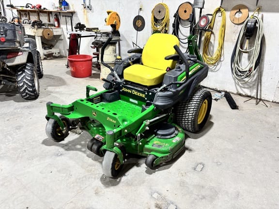 2016 John Deere Z915E Equipment Image0
