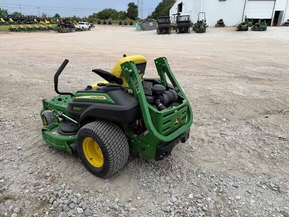 Image of John Deere Z920M equipment image 4