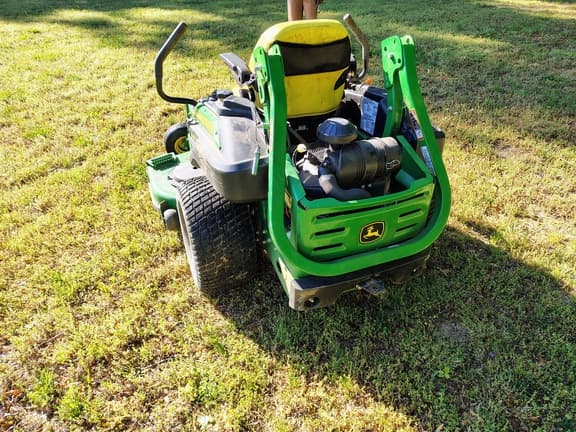 Image of John Deere Z920M equipment image 2