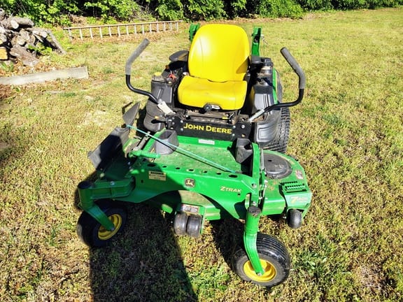 2016 John Deere Z920M Equipment Image0