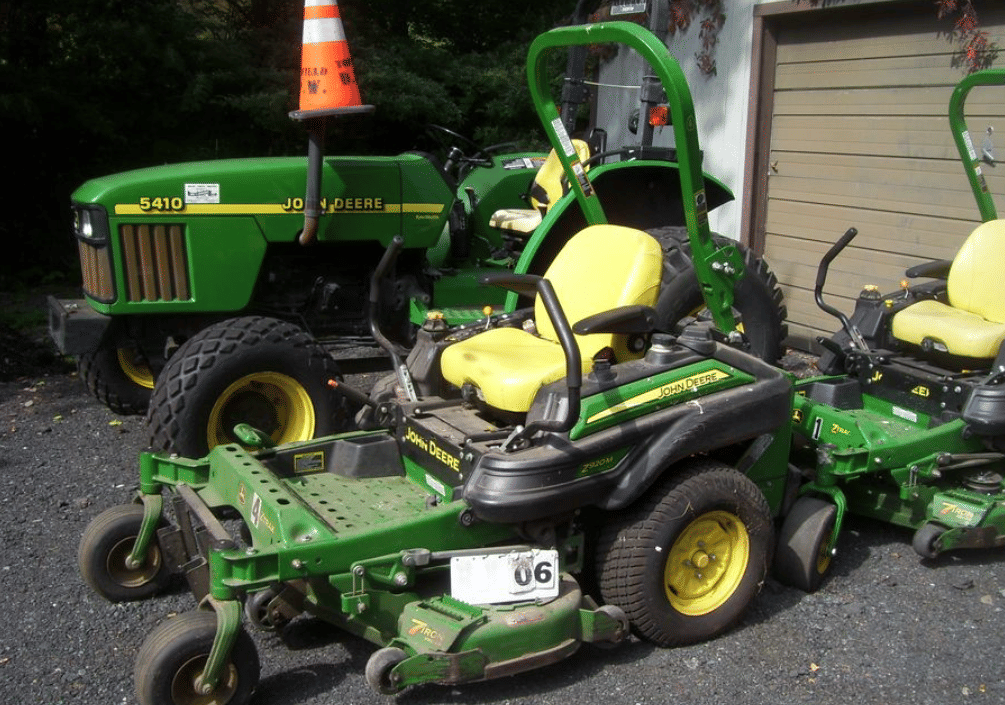 Image of John Deere Z920M Primary image