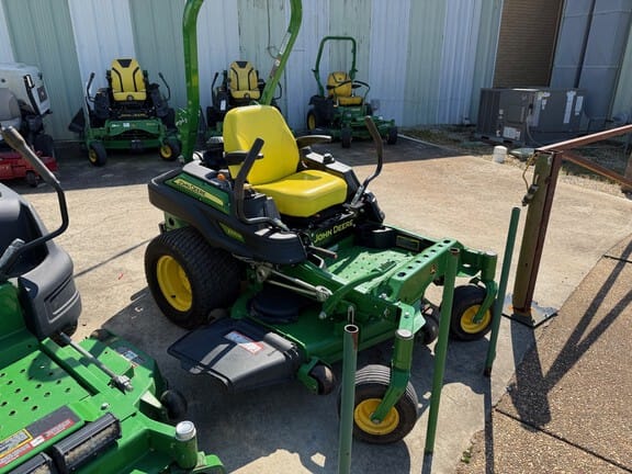 2016 John Deere Z920M Equipment Image0