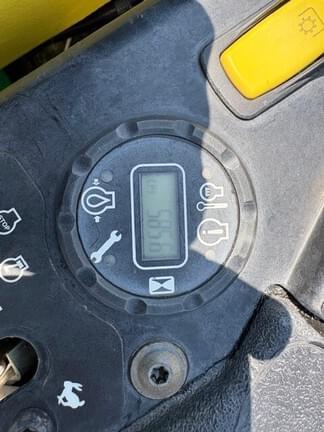 Image of John Deere Z925M equipment image 4