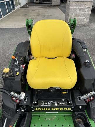 Image of John Deere Z930M equipment image 4