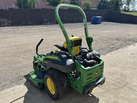 Image of John Deere Z930M equipment image 3