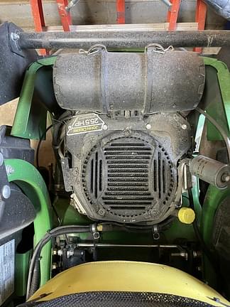 Image of John Deere Z930M equipment image 4