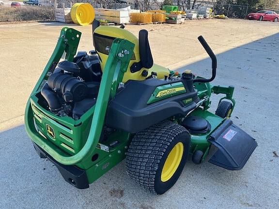 Image of John Deere Z930M equipment image 1