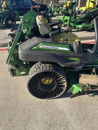 Image of John Deere Z930M equipment image 4