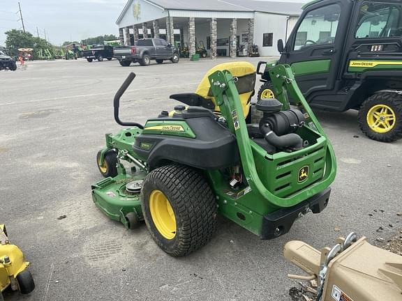 Image of John Deere Z930M equipment image 3