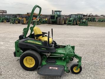 Main image John Deere Z930M