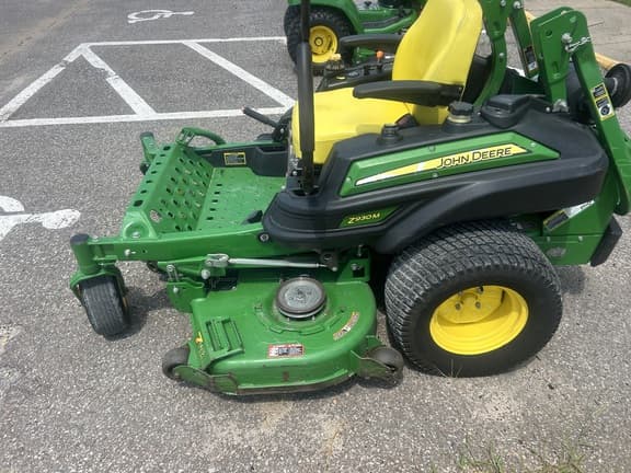 Image of John Deere Z930M equipment image 3