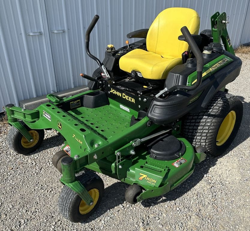 Main image John Deere Z930M