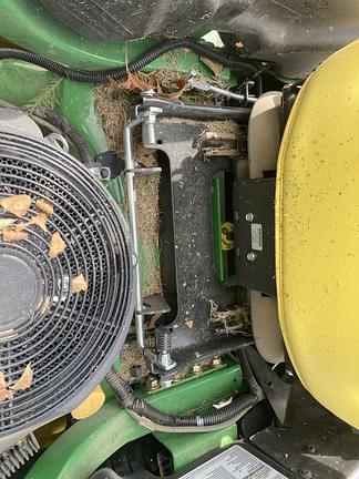 Image of John Deere Z930M equipment image 4