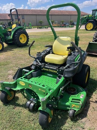 Main image John Deere Z930M