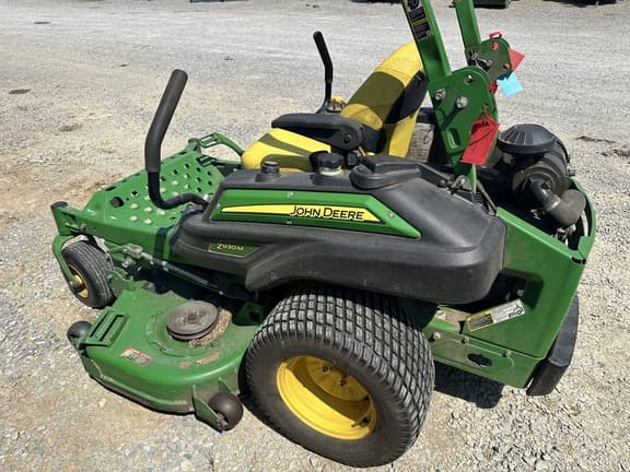 Image of John Deere Z930M equipment image 4