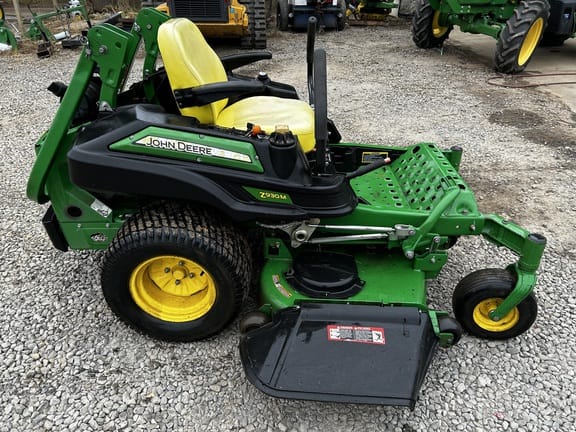 Main image John Deere Z930M