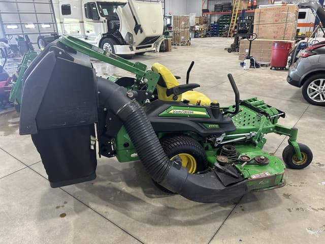 Image of John Deere Z930M equipment image 3