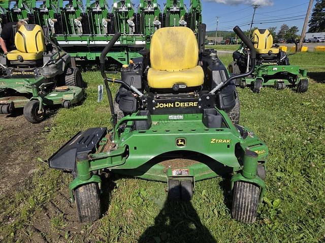Image of John Deere Z930M equipment image 1