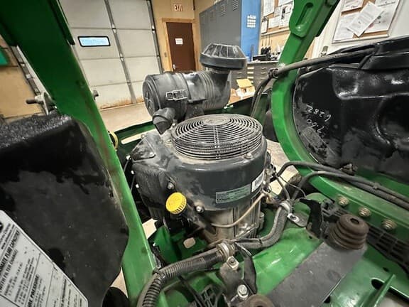 Image of John Deere Z930R equipment image 4