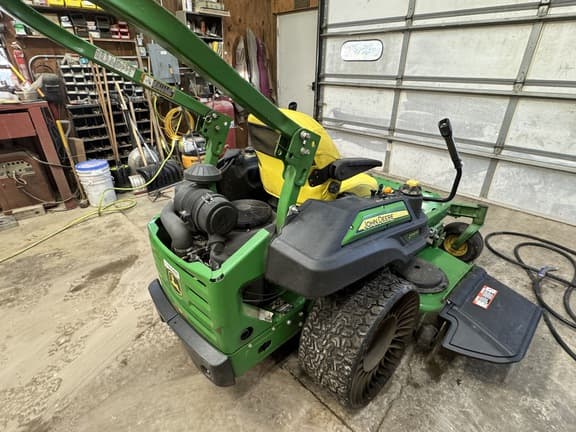 Image of John Deere Z930R equipment image 3