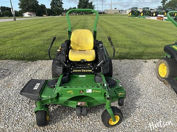 Image of John Deere Z930R equipment image 1