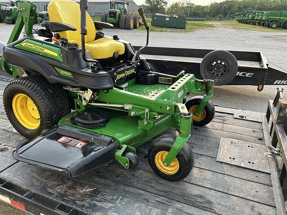 Image of John Deere Z930R equipment image 1