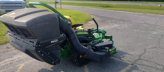 Image of John Deere Z950M equipment image 4
